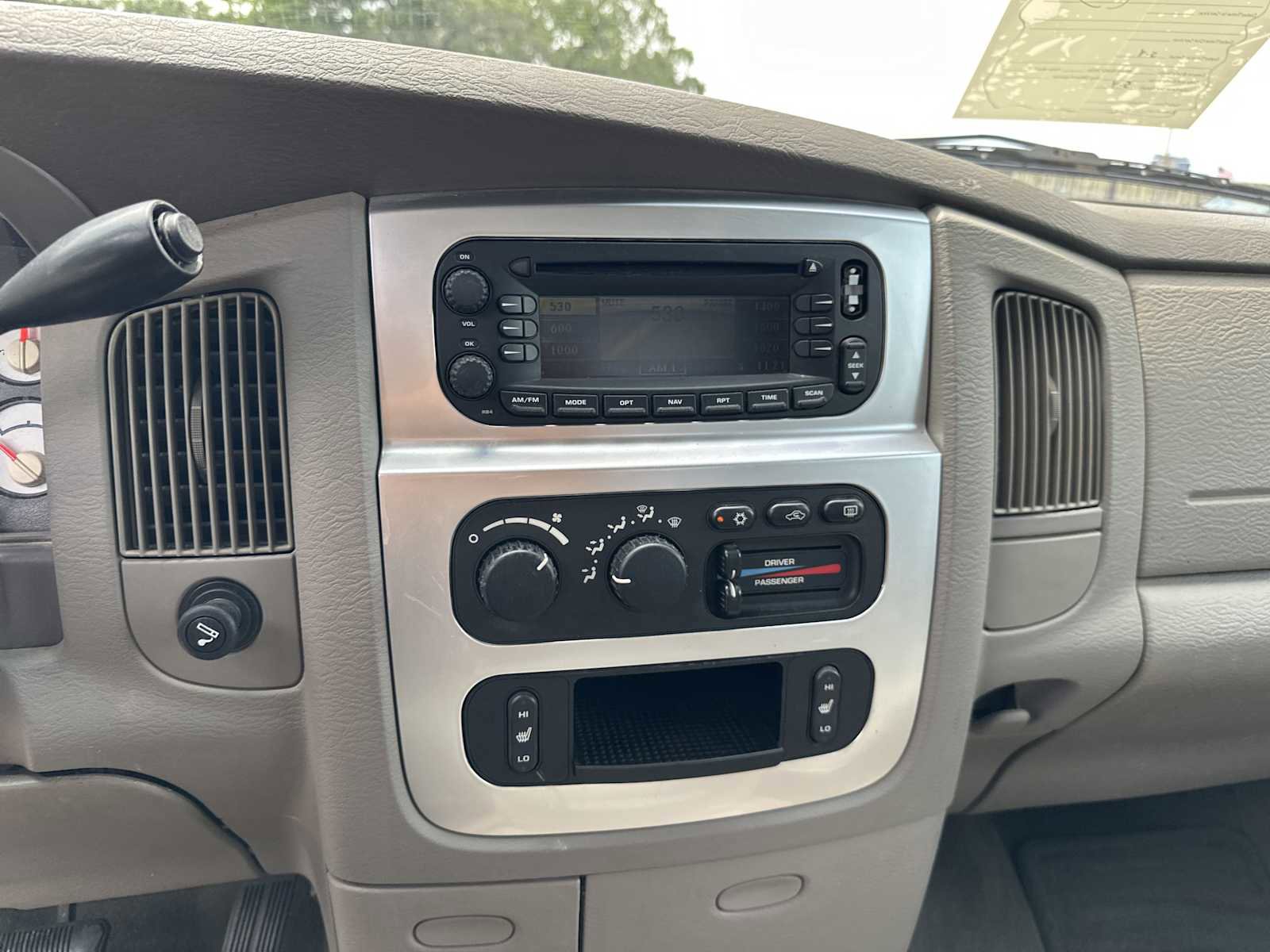 Used 2005 Dodge Ram 1500 Truck SLT RWD image 19