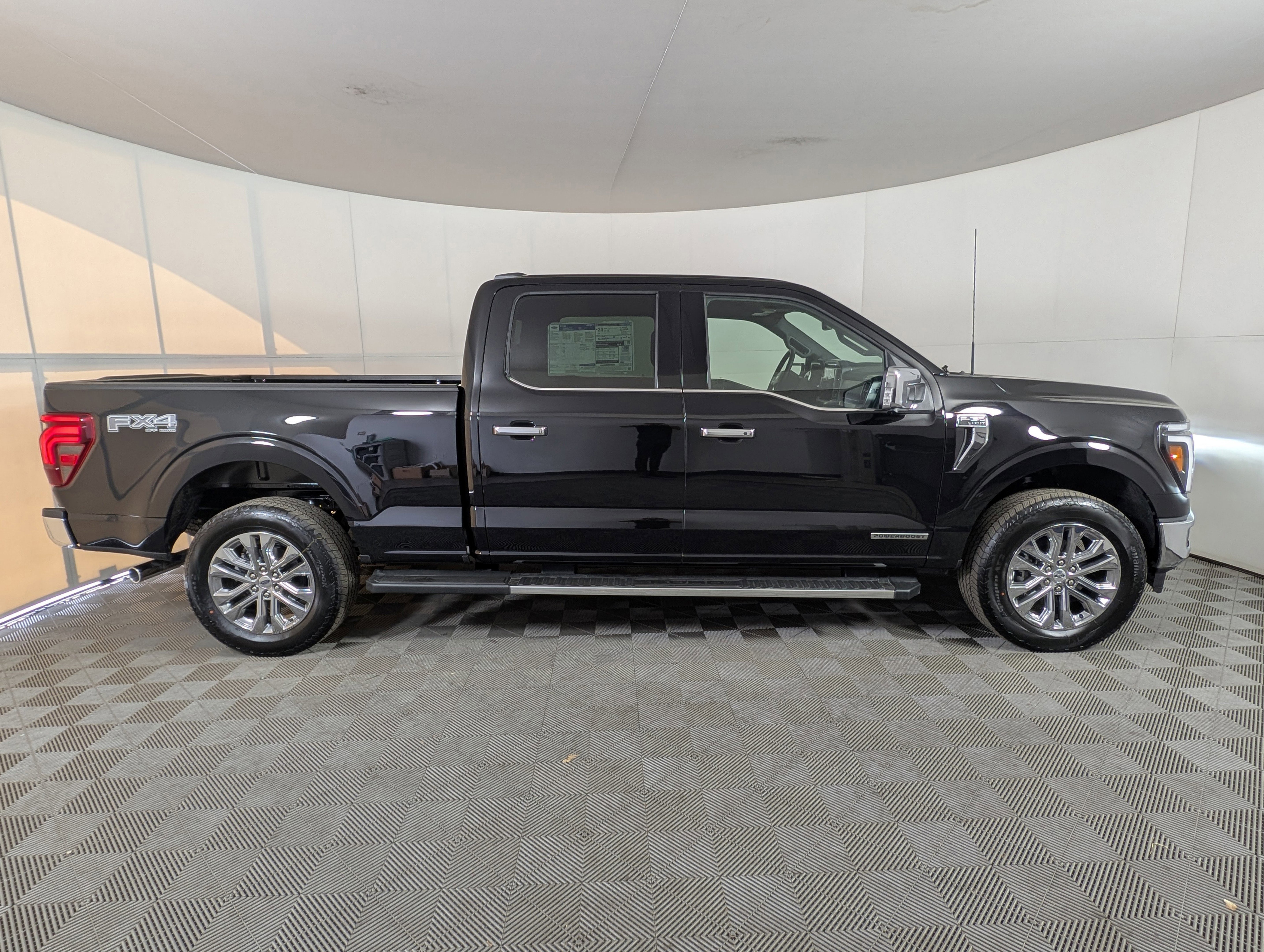 New 2025 Ford F150 Lariat w/ Equipment Group 501A Mid image 8