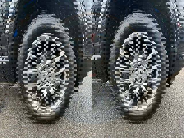 New 2026 GMC Terrain Denali w/ LPO, Black Badging Package image 6