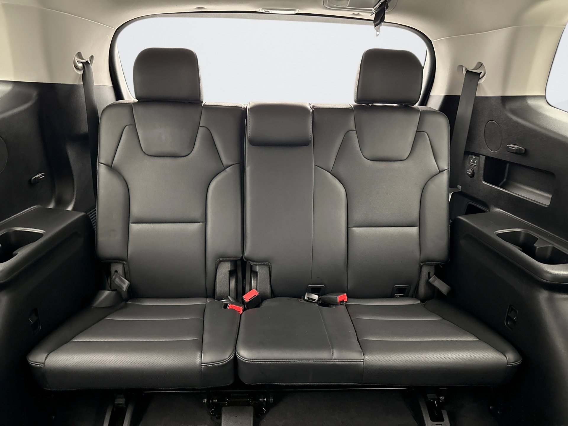 Used 2023 Kia Telluride LX image 22