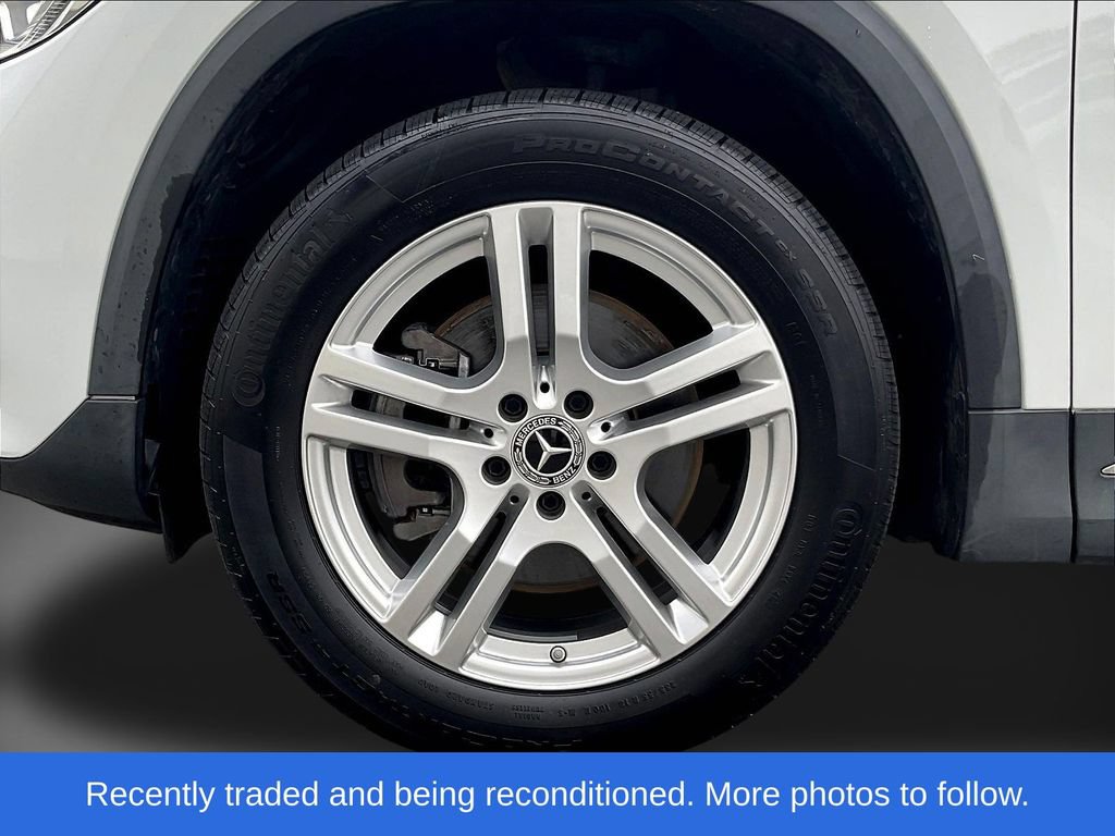 Used 2023 Mercedes-Benz GLA 250 4MATIC w/ Premium Package image 33