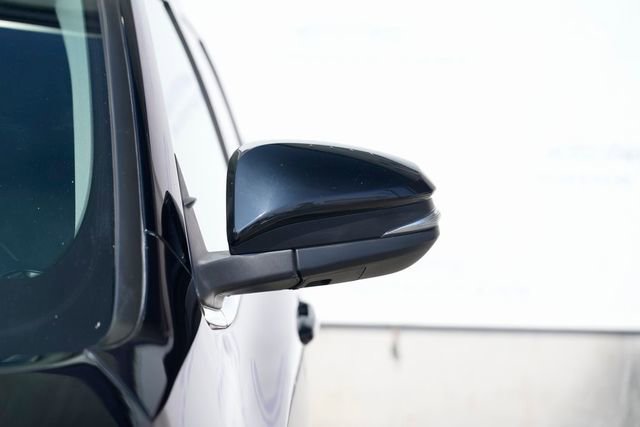 Used 2017 Toyota Highlander Limited image 10