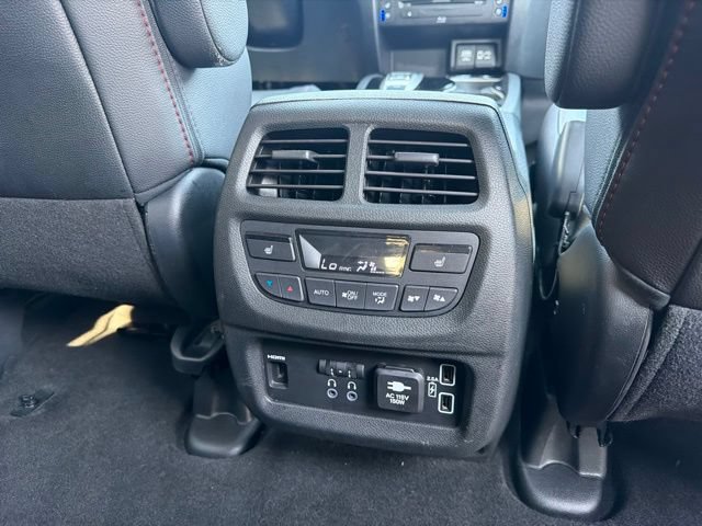 Used 2022 Honda Pilot Black Edition image 16