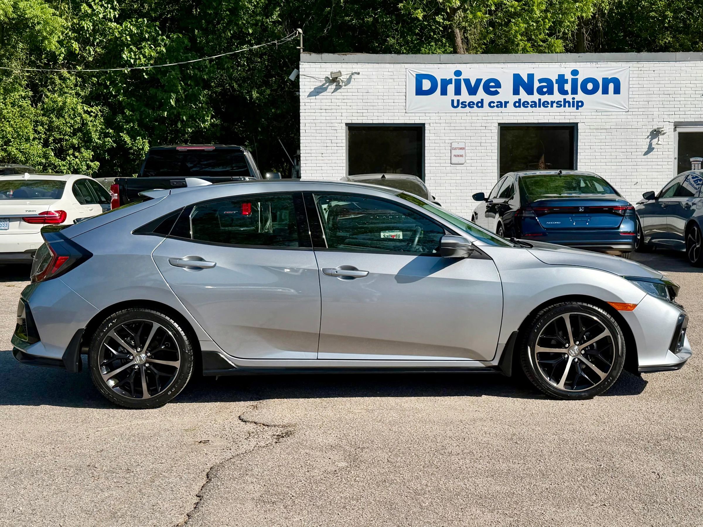Used 2020 Honda Civic Sport image 4