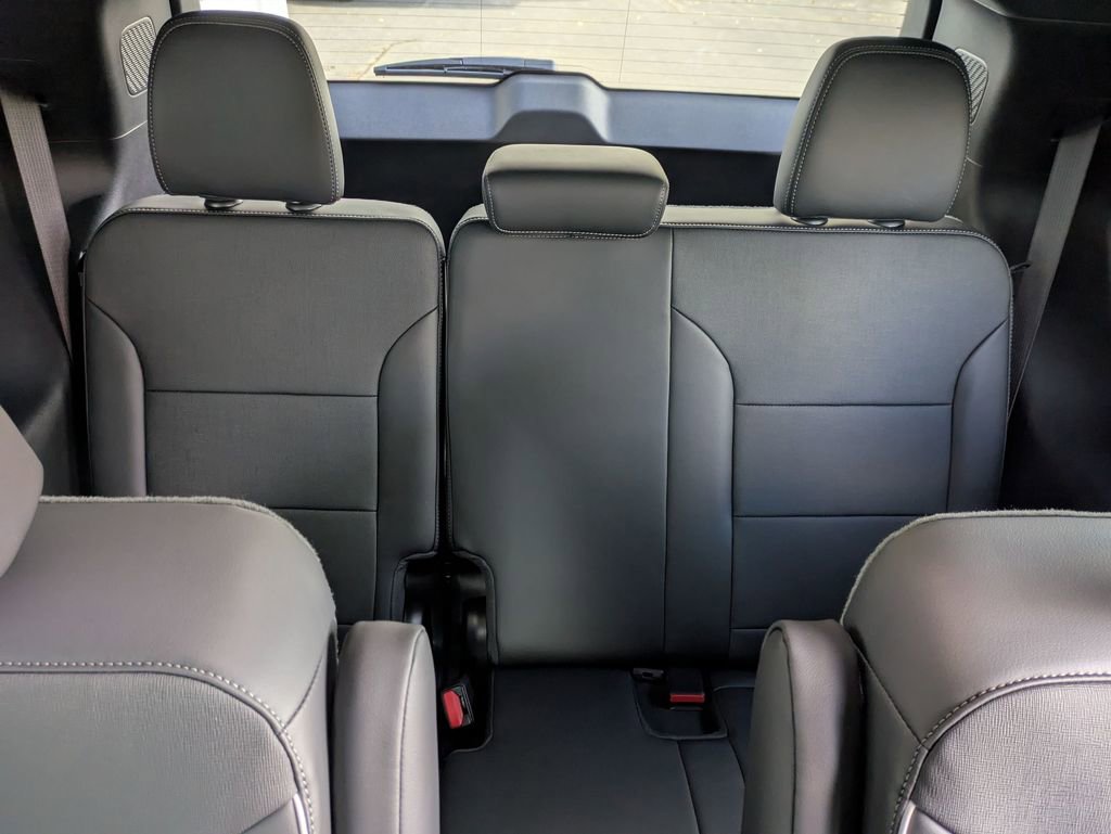 New 2026 Buick Enclave Preferred w/ Power Package image 9