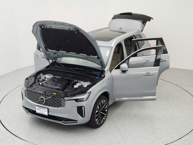 New 2025 Volvo XC90 T8 Core w/ Protection Package Premier image 15
