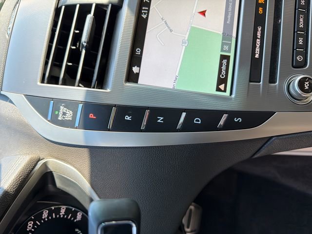 Used 2018 Lincoln MKZ Reserve w/ Technology Package FWD image 27