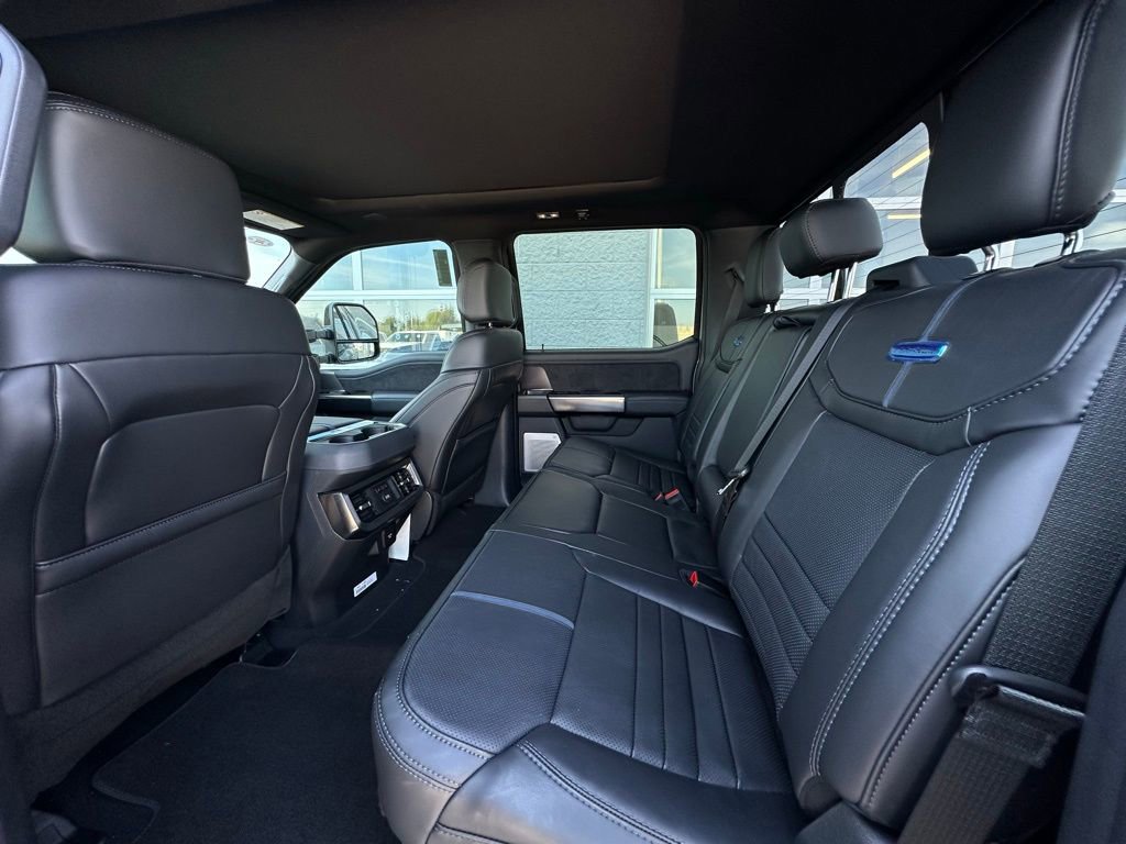 New 2026 Ford F350 Platinum w/ FX4 Off-Road Package image 45