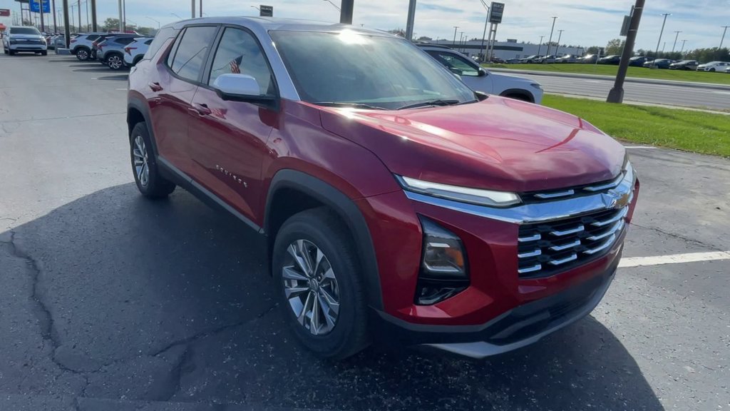 New 2026 Chevrolet Equinox LT w/ Safety and Technology Package FWD image 4