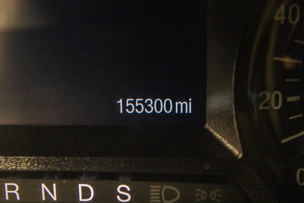 Used 2015 Ford Fusion SE w/ Equipment Group 202A FWD image 21