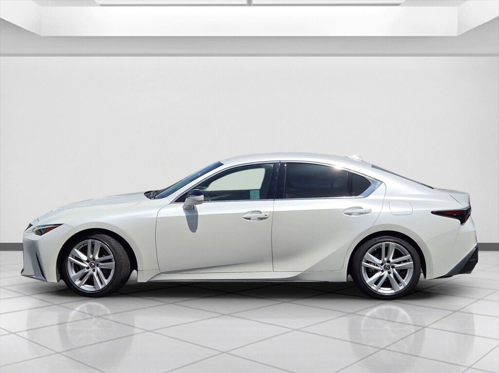 Used 2021 Lexus IS 300 w/ Accessory Package 2 RWD image 8