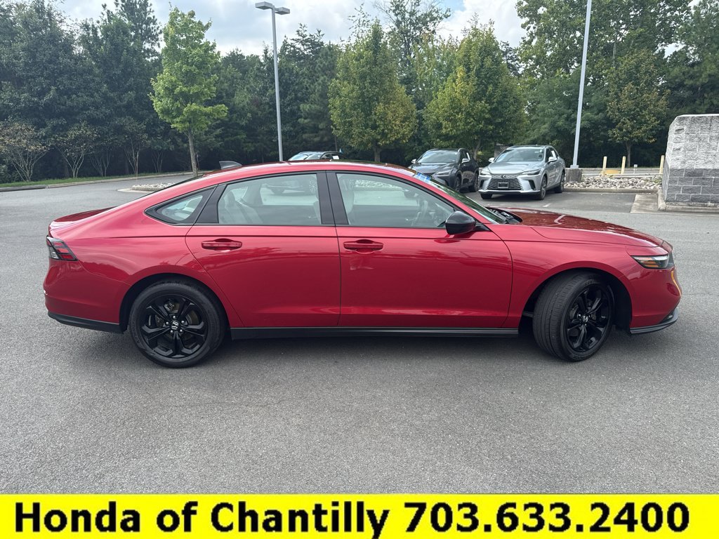 Certified 2025 Honda Accord SE image 11