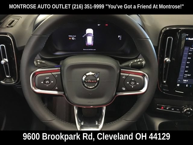 New 2024 Volvo XC40 Recharge Plus w/ Protection Package Premier RWD image 17