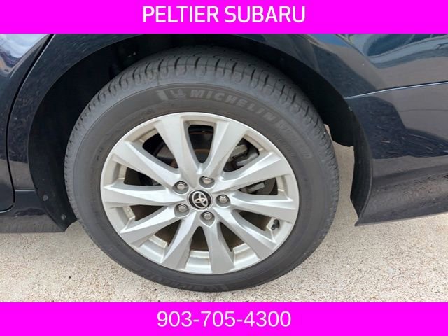 Used 2020 Toyota Camry LE image 4