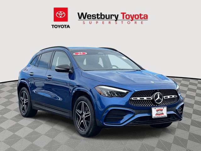 Used 2025 Mercedes-Benz GLA 250 4MATIC image 1