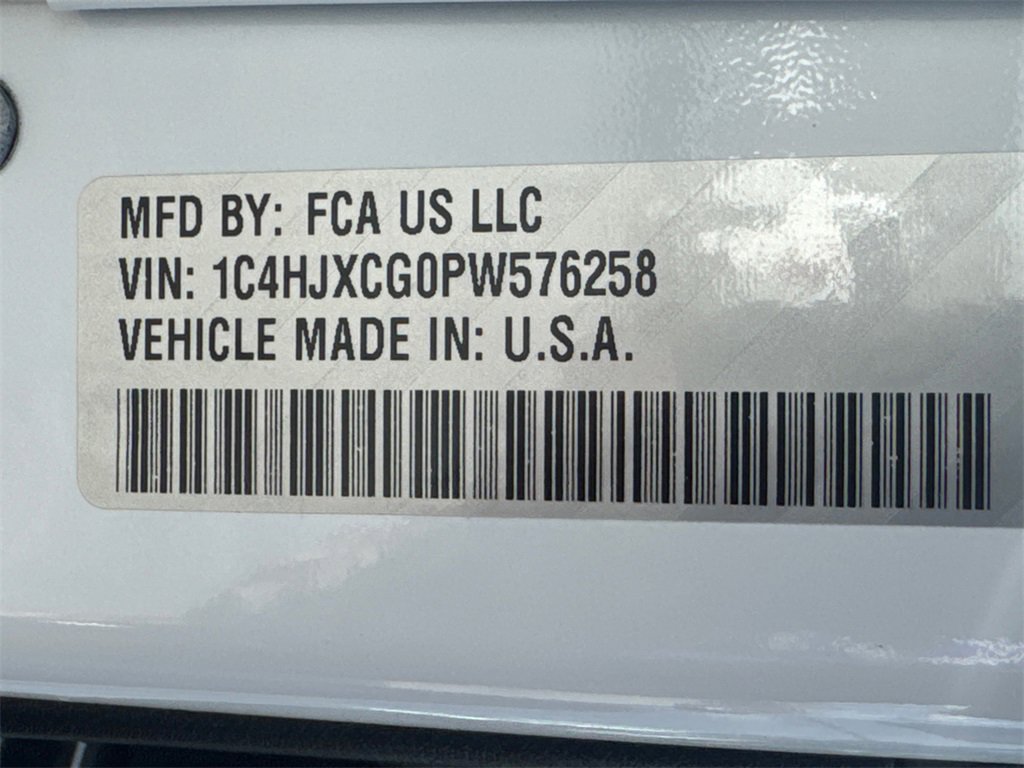 Used 2023 Jeep Wrangler Rubicon w/ Steel Bumper Group image 28