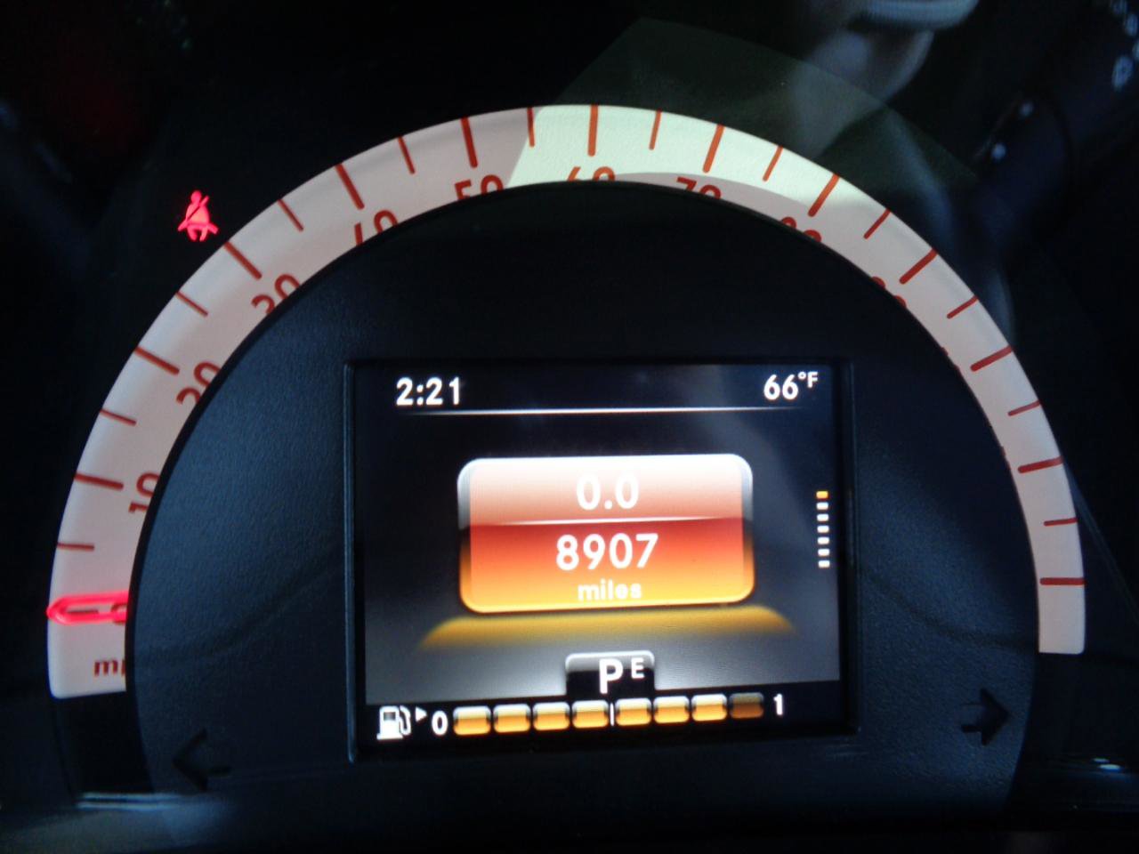 Used 2016 smart fortwo Prime RWD image 17