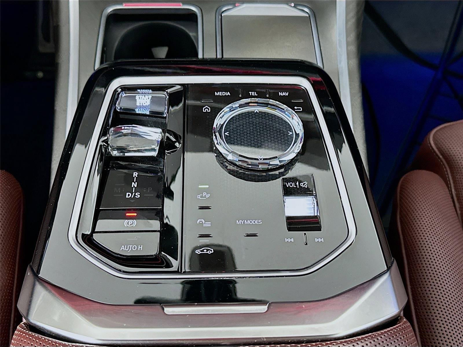 Used 2023 BMW 760i xDrive image 17