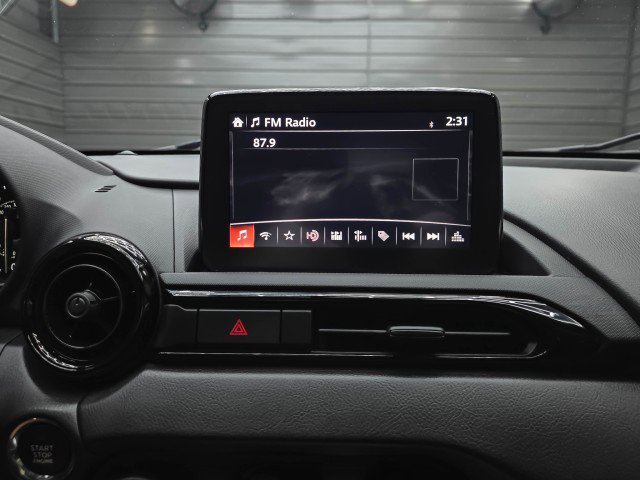 Used 2019 MAZDA MX-5 Miata Club RWD image 22