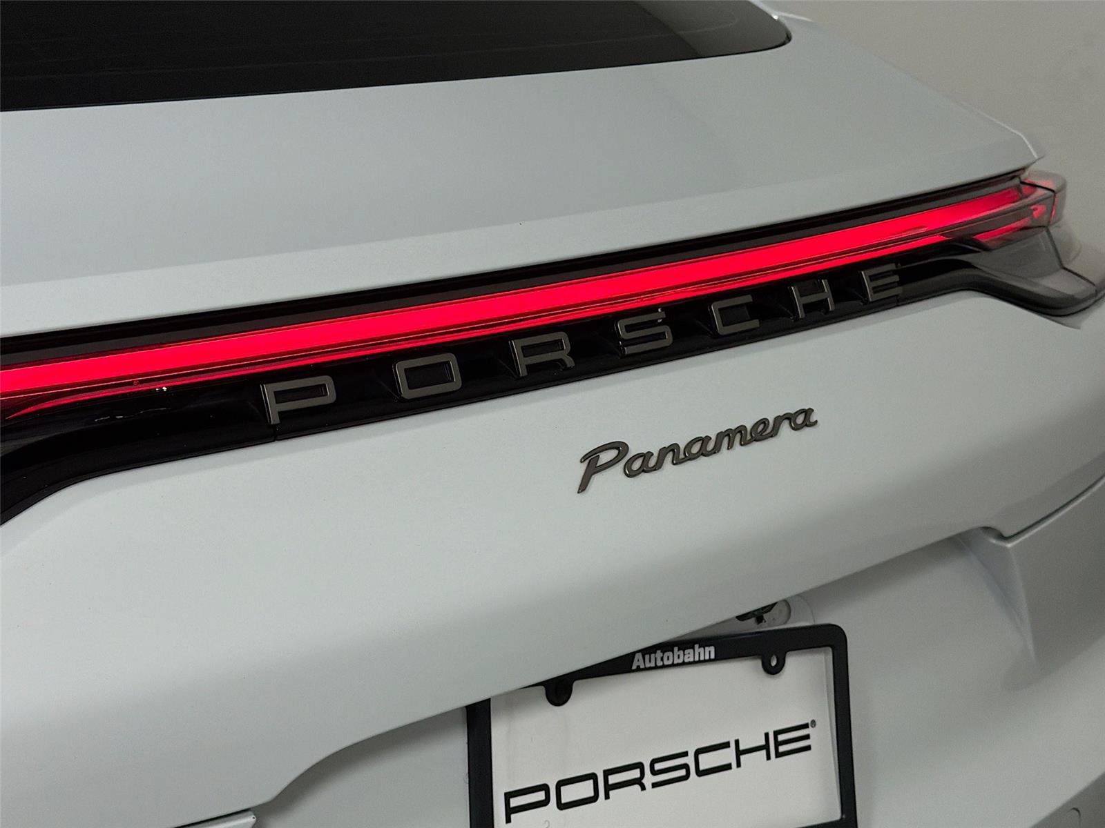 Certified 2023 Porsche Panamera Platinum Edition w/ Sport Chrono Package RWD image 17
