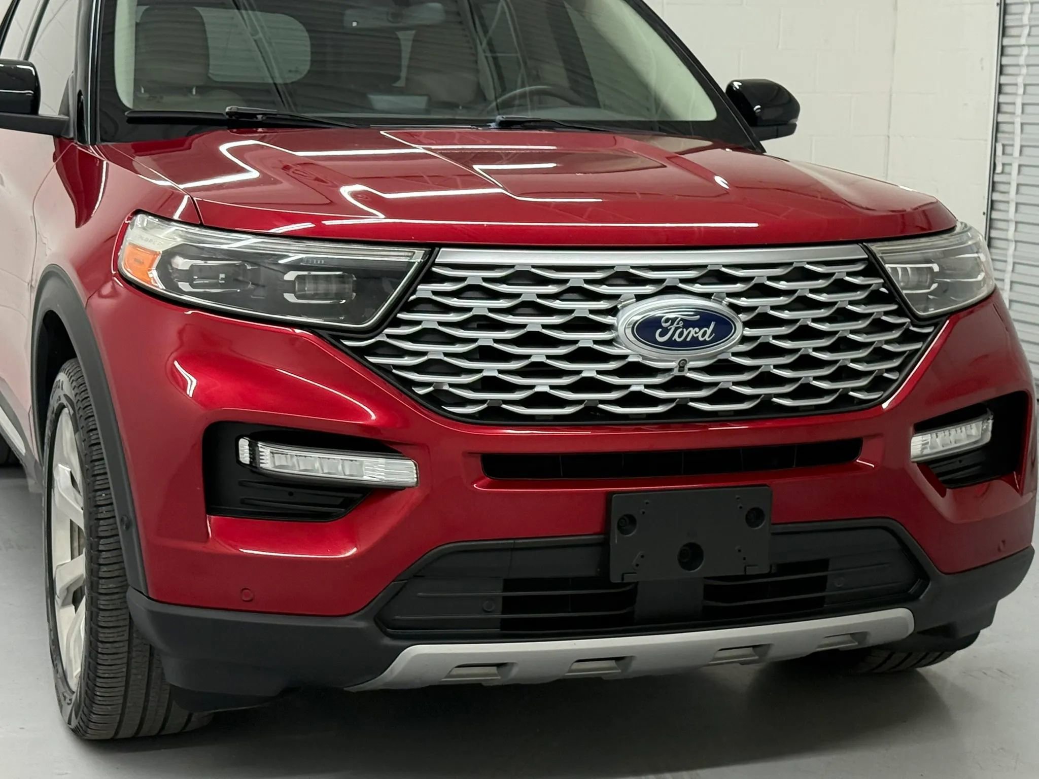 Used 2020 Ford Explorer Platinum w/ Premium Technology Package image 10