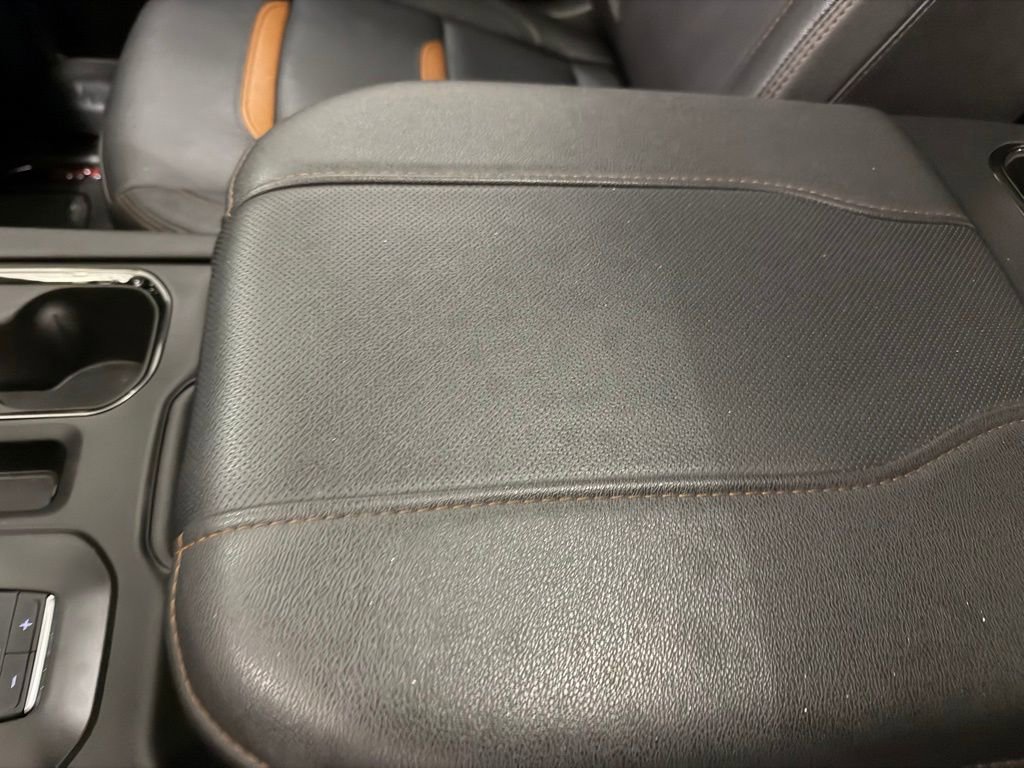 Used 2024 GMC Sierra 1500 AT4 w/ Technology Package image 24