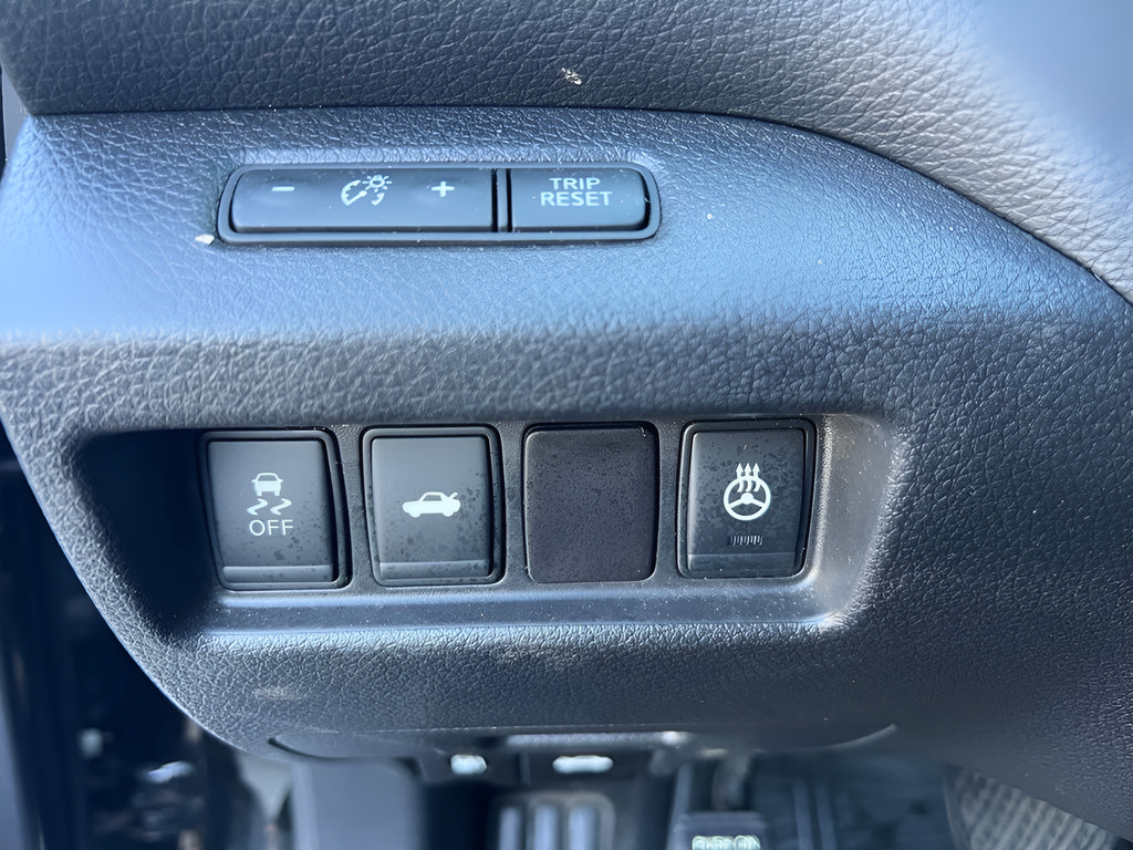 Used 2015 Nissan Altima 2.5 SL w/ Moonroof Package FWD image 19