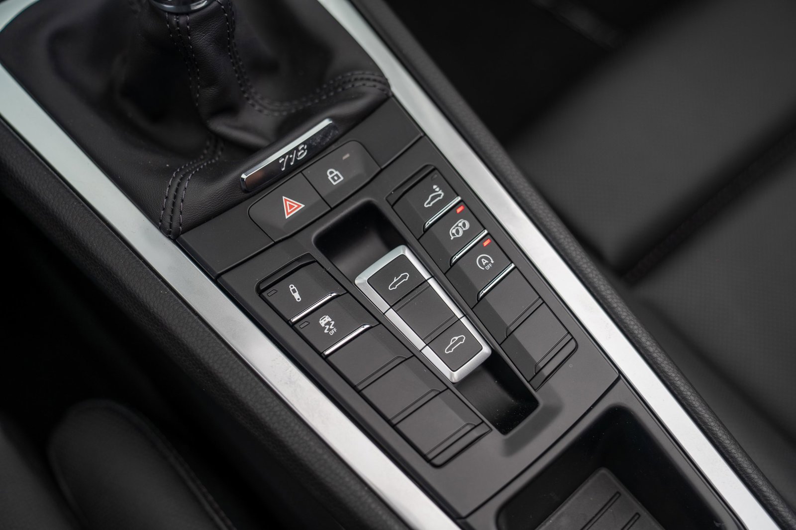 New 2025 Porsche 718 Boxster S image 22