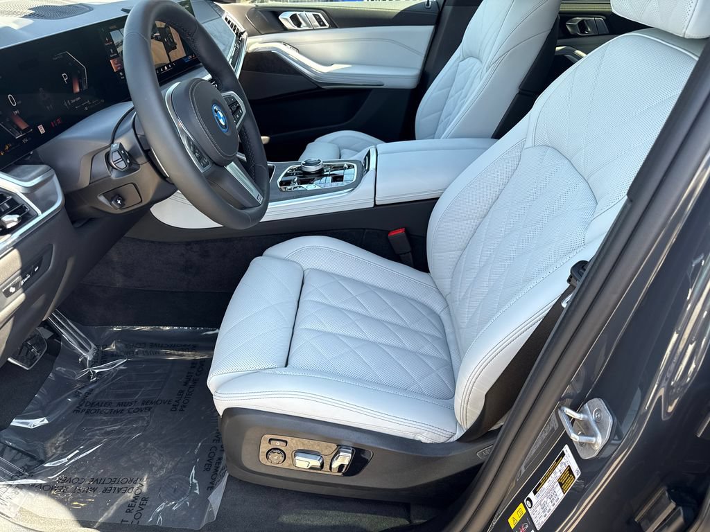 New 2026 BMW X5 xDrive50e w/ Executive Package AWD/4WD image 22