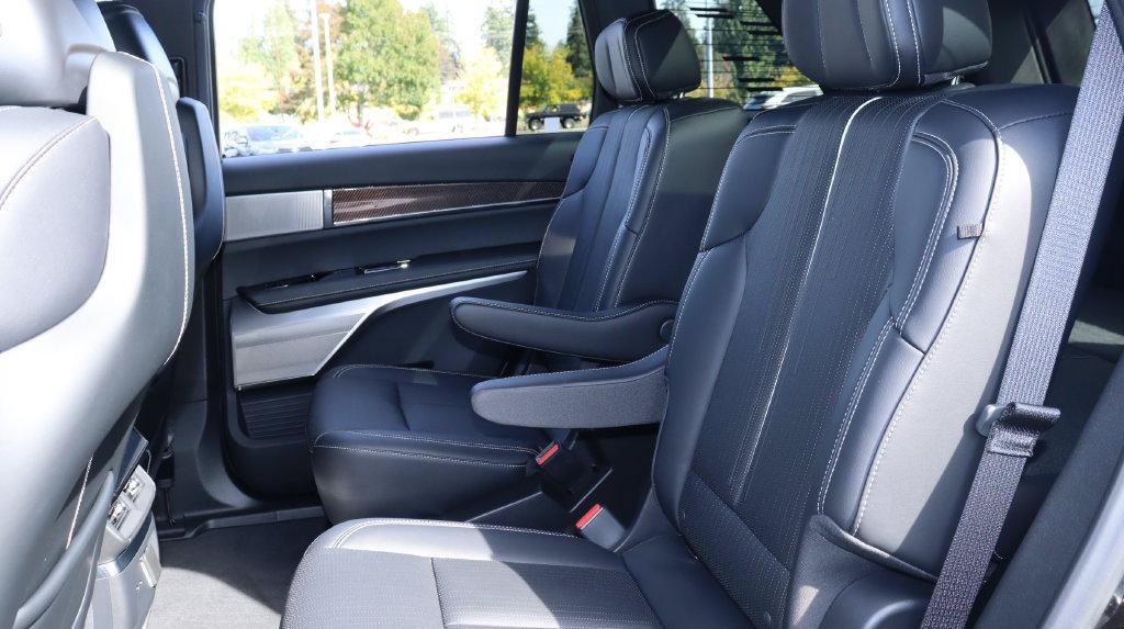 Certified 2026 Cadillac Vistiq Sport AWD/4WD image 29