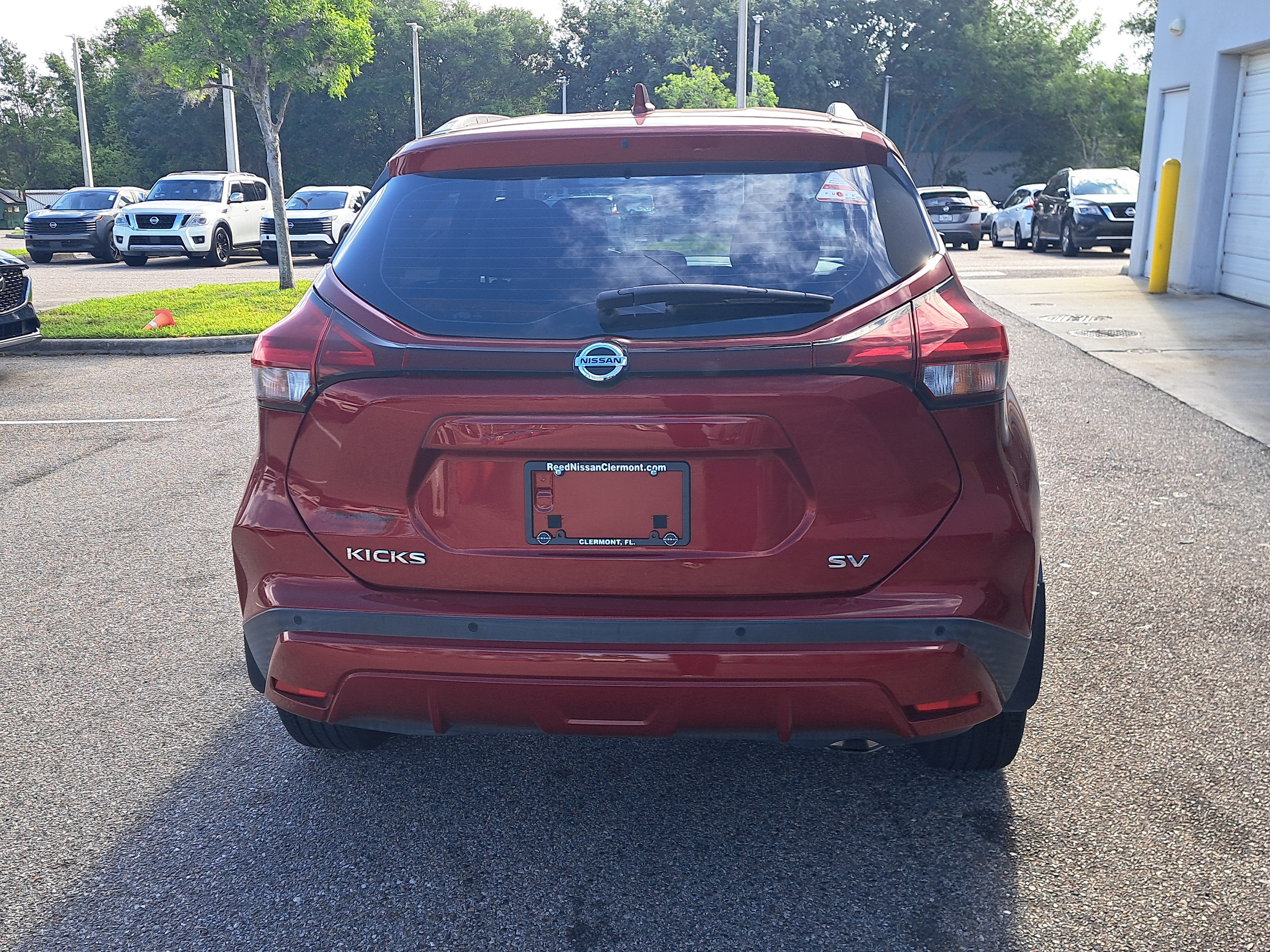 Certified 2021 Nissan Kicks SV FWD image 6