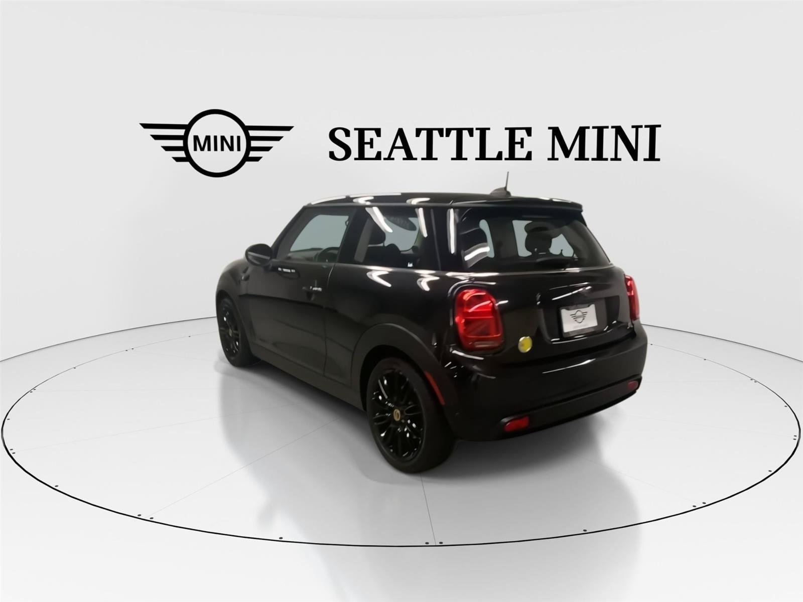 Certified 2024 MINI Cooper SE FWD image 8