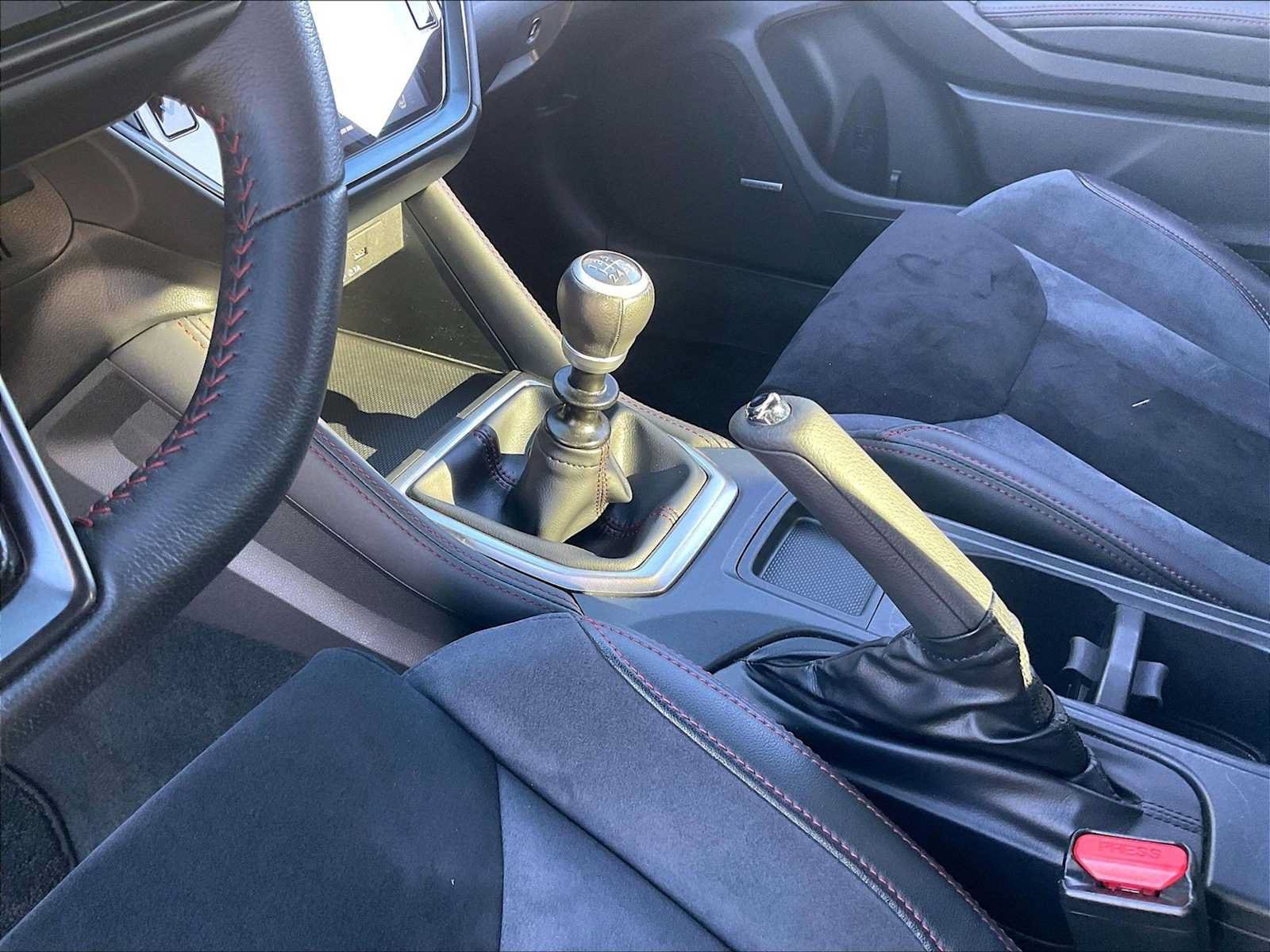 Used 2022 Subaru WRX Limited AWD/4WD image 18