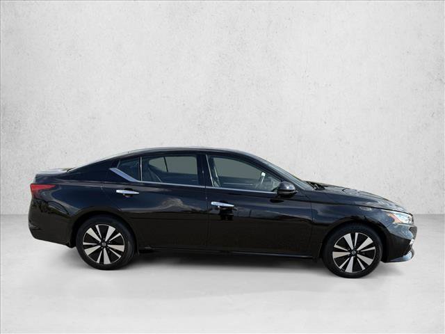 Used 2019 Nissan Altima 2.5 SV FWD image 4
