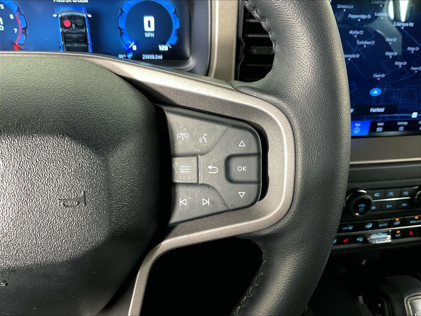 Used 2025 Ford Bronco Outer Banks AWD/4WD image 13