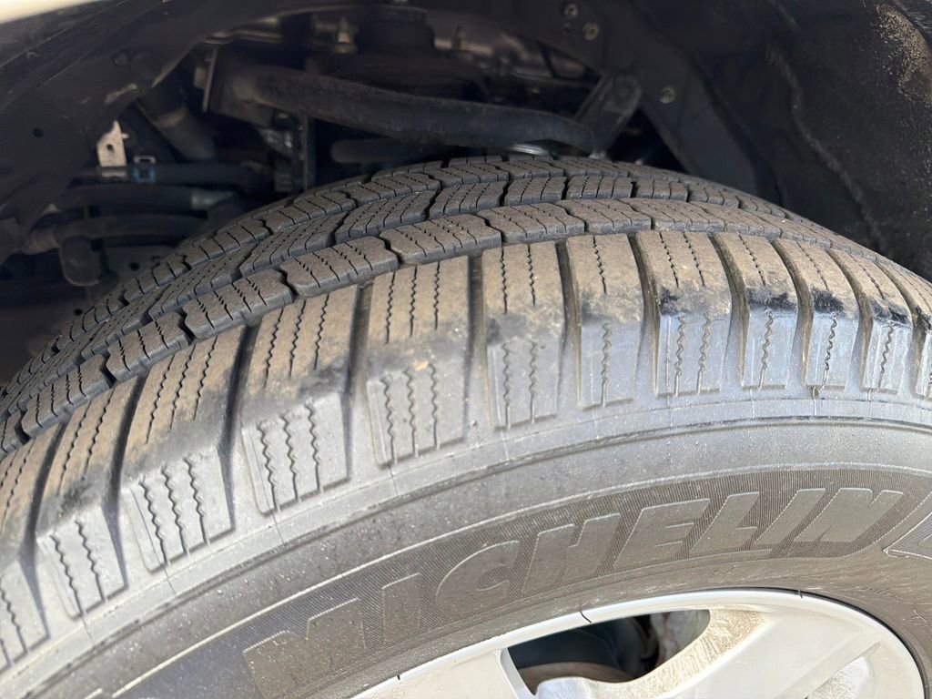 Used 2017 Lexus GX 460 image 31