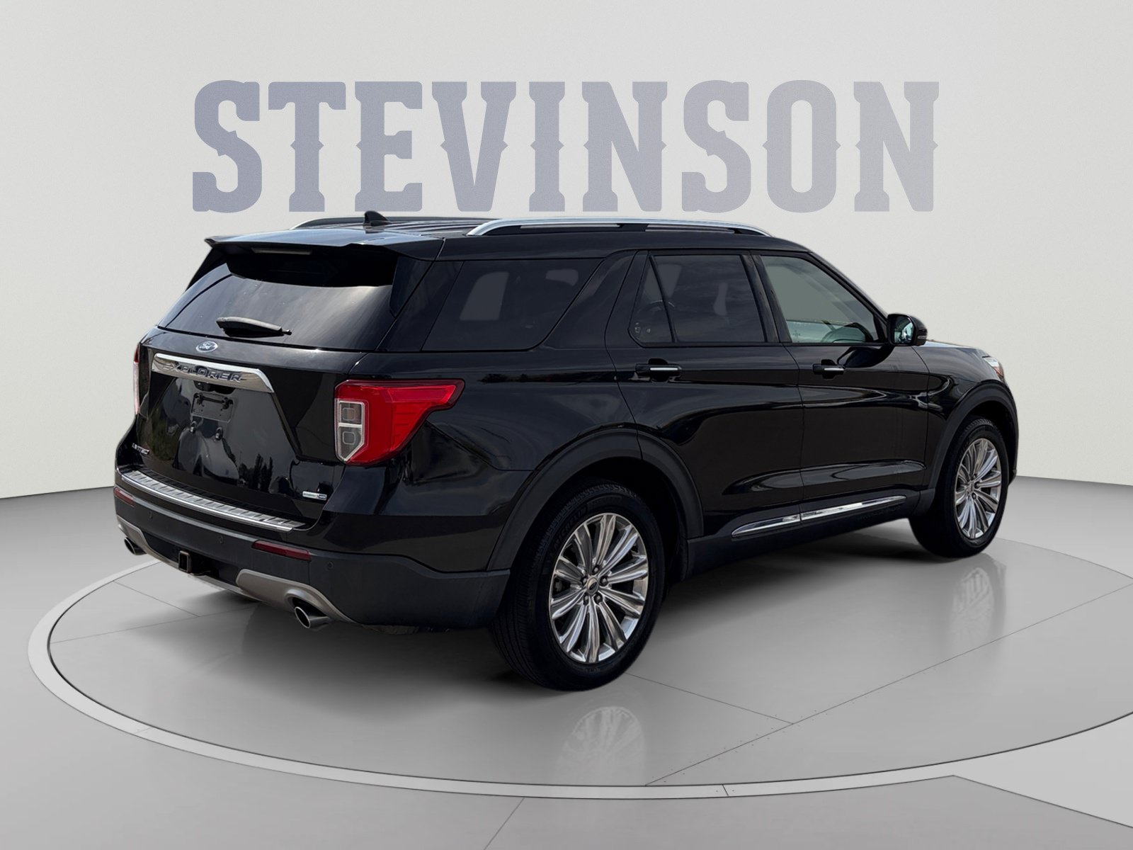 Used 2020 Ford Explorer Limited w/ Class III Trailer Tow Package AWD/4WD image 5