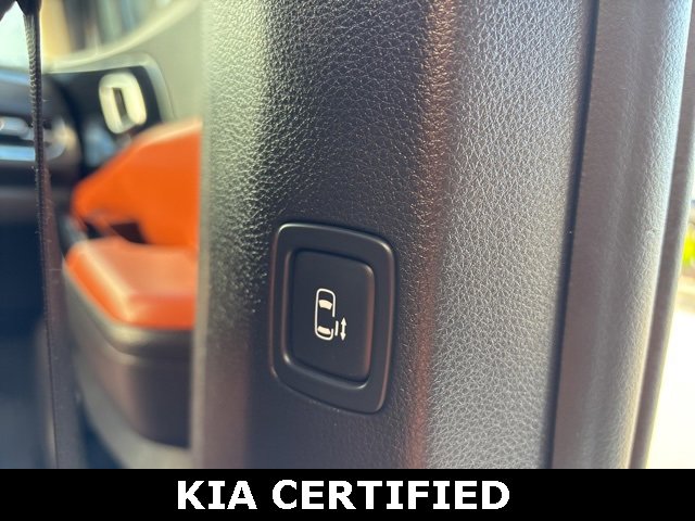Certified 2023 Kia Carnival SX Prestige image 41
