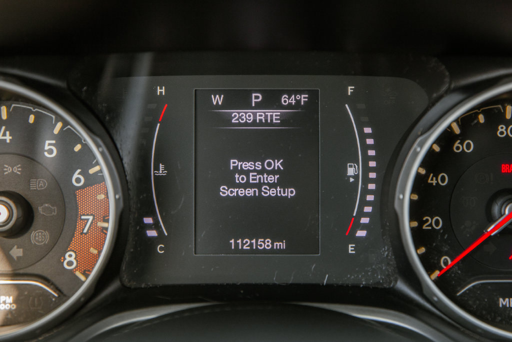 Used 2018 Jeep Compass Latitude AWD/4WD image 16