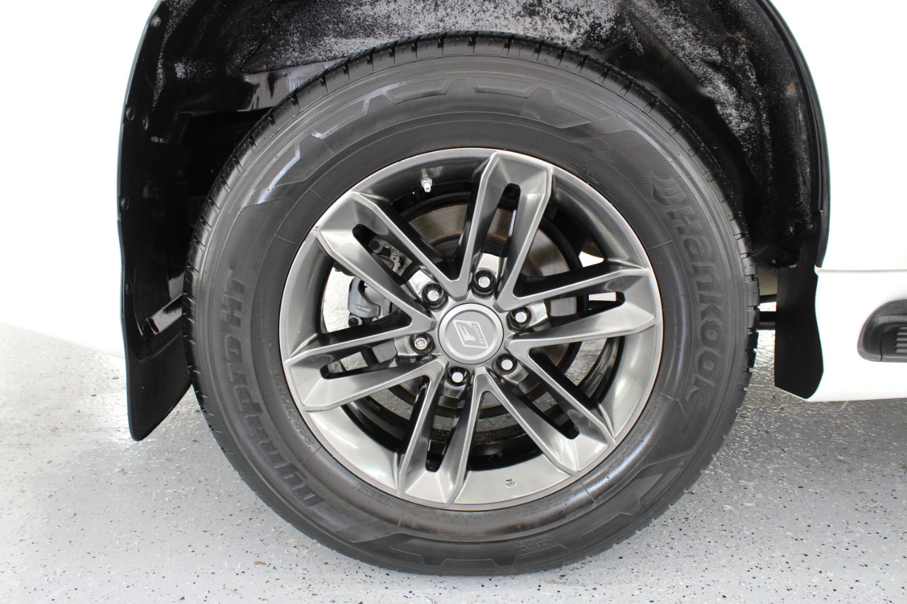 Used 2017 Lexus GX 460 Premium image 76