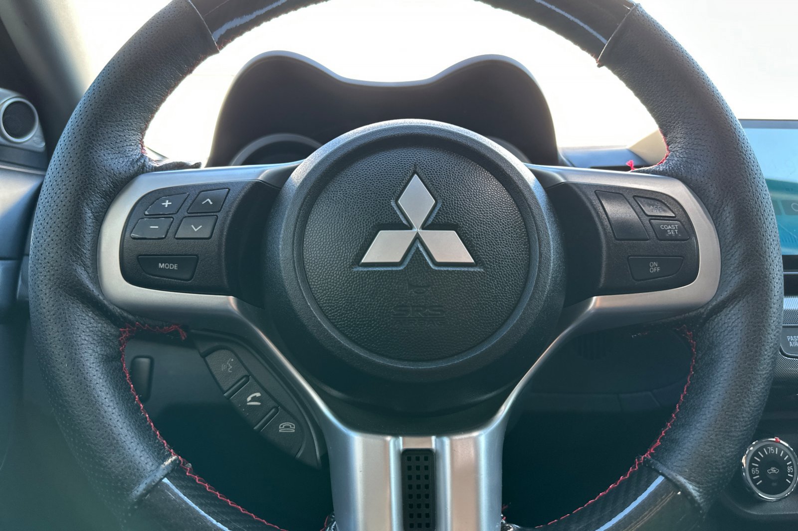 Used 2011 Mitsubishi Lancer Evolution GSR image 32