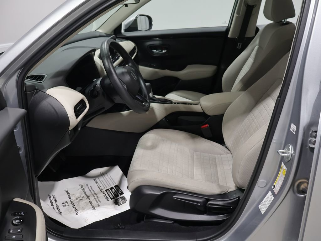 Used 2024 Honda HR-V LX image 11