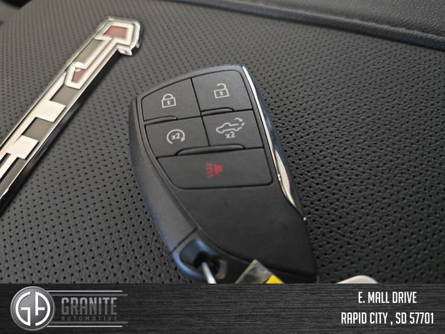 New 2026 GMC Sierra 2500 AT4 w/ Technology Package AWD/4WD image 29