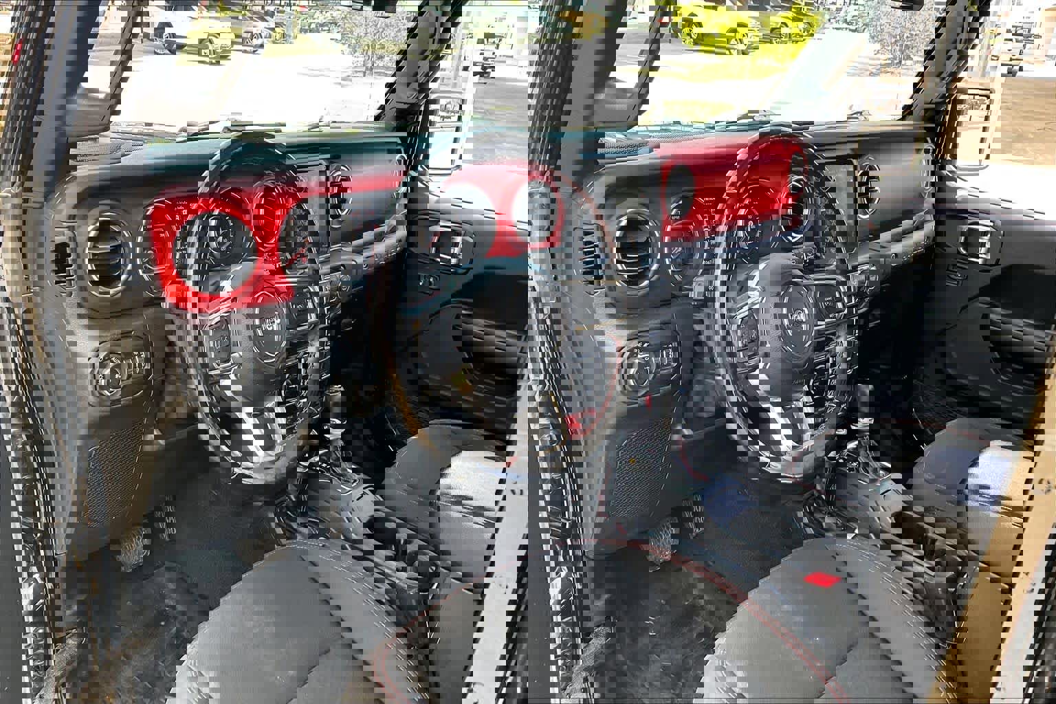 Used 2019 Jeep Wrangler Unlimited Rubicon w/ Dual Top Group image 16