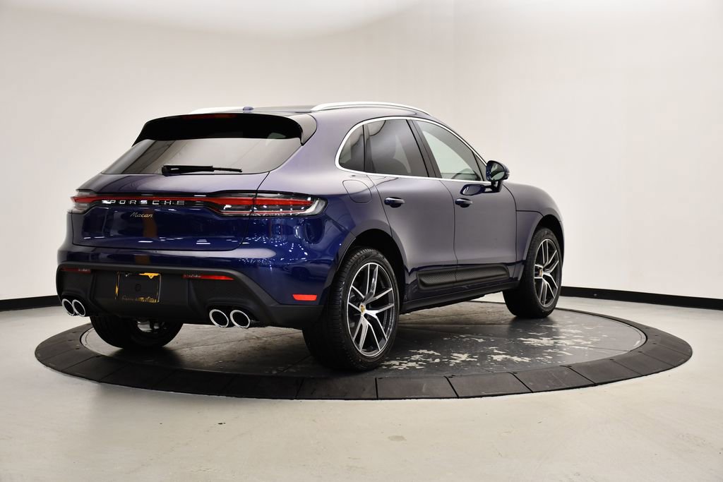 Certified 2025 Porsche Macan image 7
