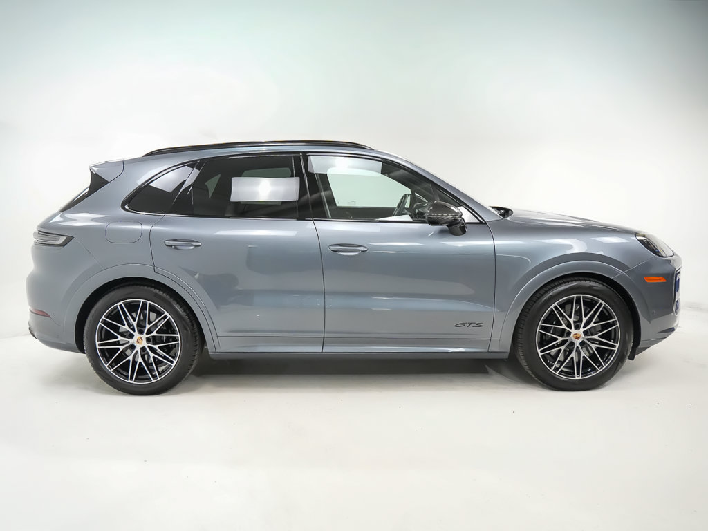 New 2026 Porsche Cayenne GTS w/ Premium Package Plus AWD/4WD image 9