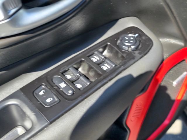 Used 2020 Jeep Renegade Trailhawk w/ Premium Leather Group AWD/4WD image 29