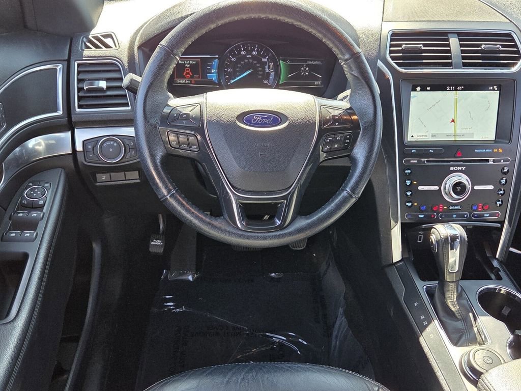 Used 2018 Ford Explorer Limited image 7