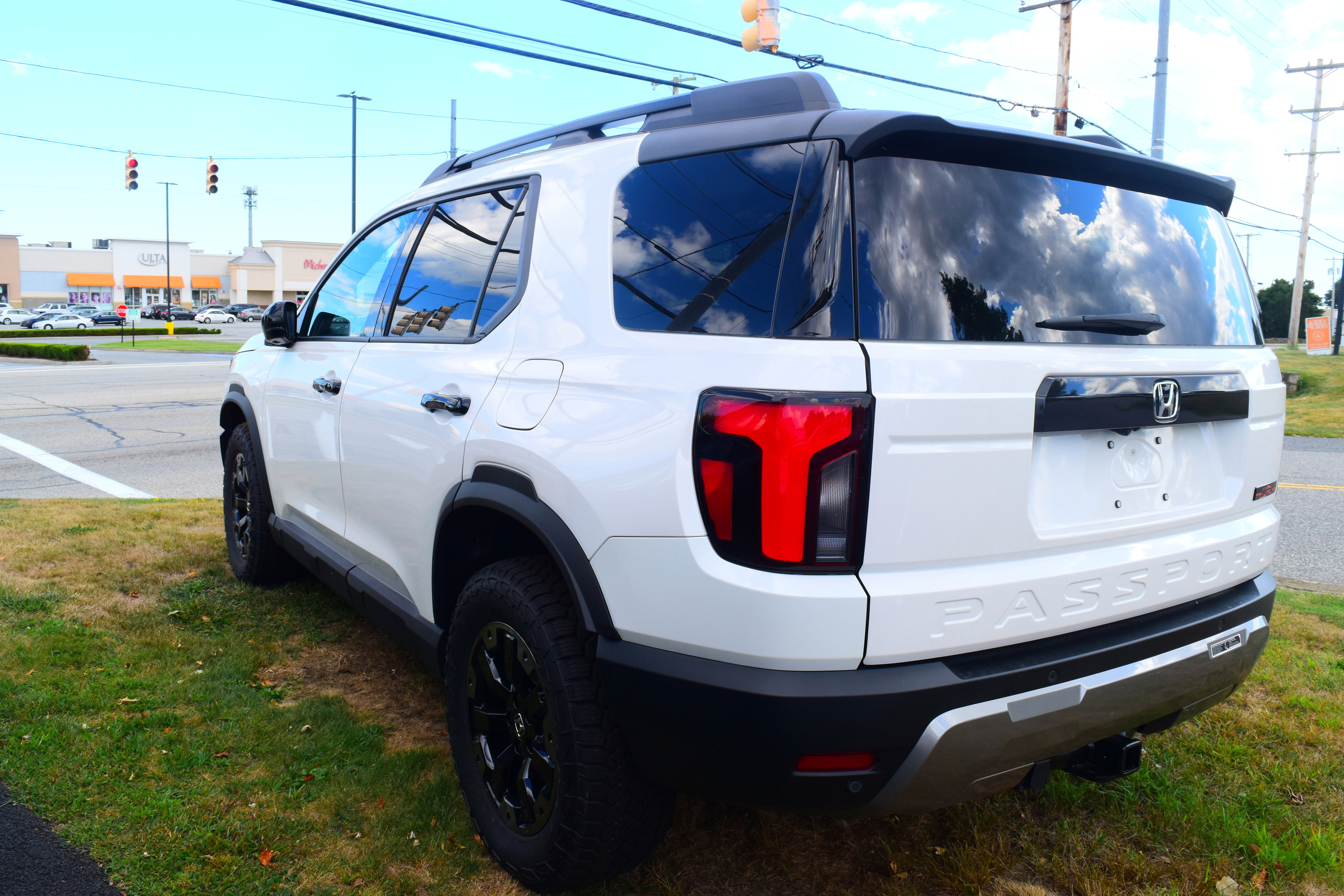 New 2026 Honda Passport TrailSport Elite image 4