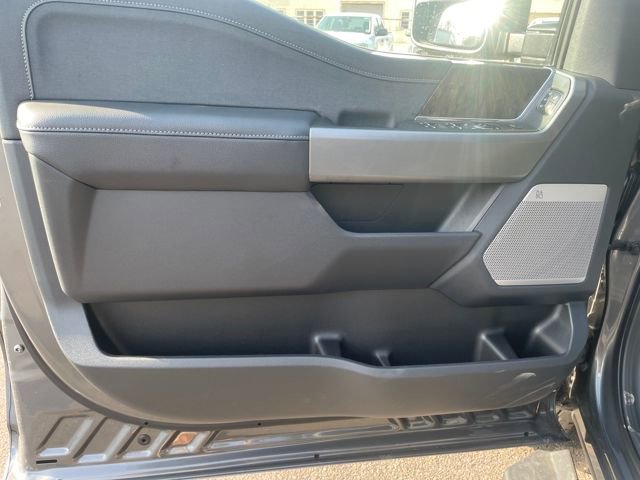New 2026 Ford F250 Lariat w/ Black Appearance Package image 10